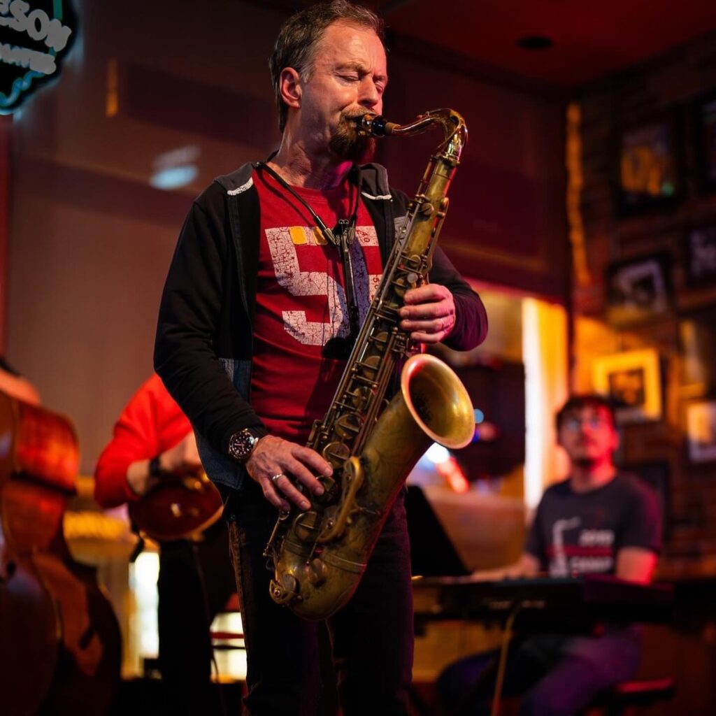 Pete Mills performing at the Park Street Tavern